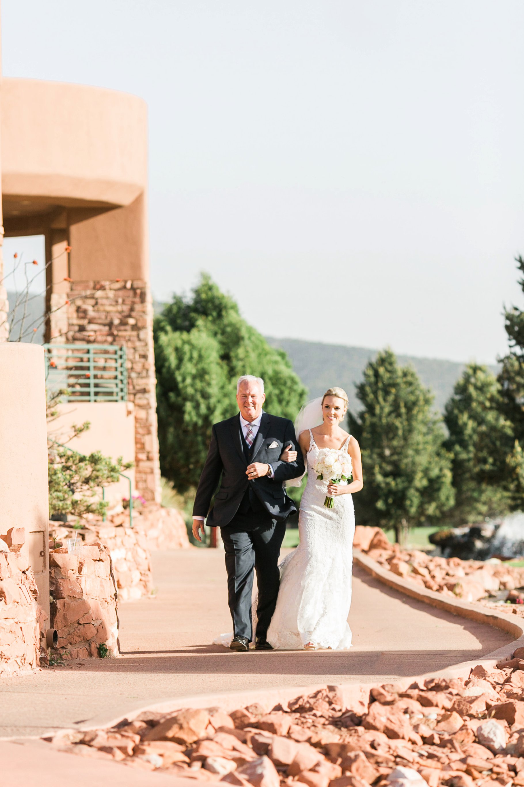 sedona wedding-63_GRETCHEN WAKEMAN PHOTOGRAPHY.jpg